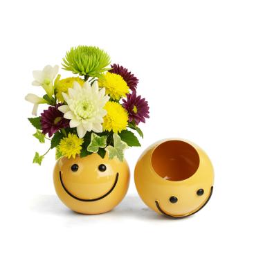 solid iron bowl smiley face golden yellow by207 1 wholesale metal
